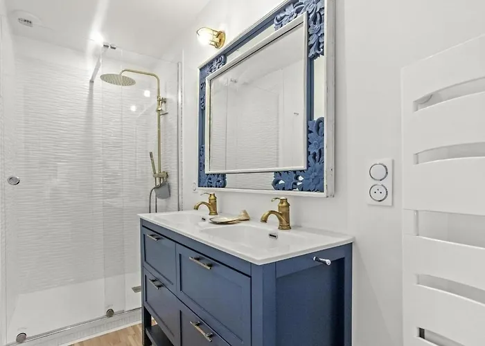 Centre-ville-proche Des Plages-wifi-clim Apartment